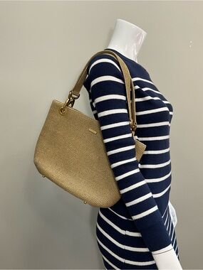 ERIC JAVITS Metallic Gold Woven Shoulder Bag Textured Straw Handbag